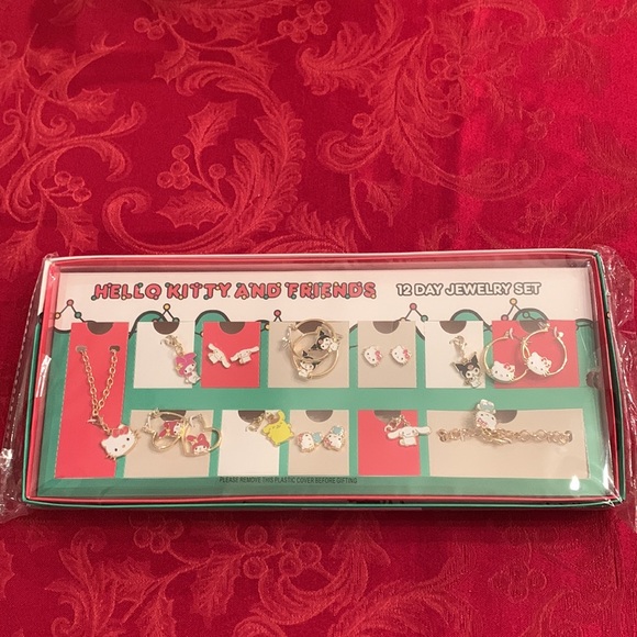 Hello Kitty 12 Day Jewelry Set - Picture 3 of 12